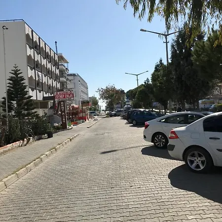 Didim Altinkum Ev * 迪迪姆